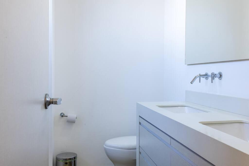 Premium Urban Oasis El Poblado 2br 1ac Apartamento *