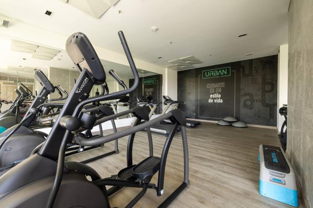 Premium Urban Oasis El Poblado 2br 1ac *